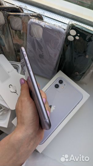 iPhone 11 Purple 64gb полный комплект с 5 чехлами
