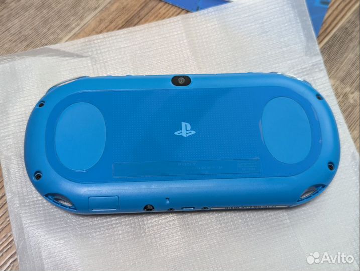 Sony PS Vita slim 2000 прошитая