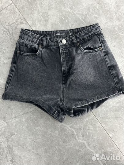 Джинсовые шорты