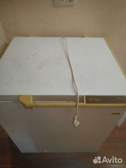 Морозильный ларь с глухой крышкой Frigor