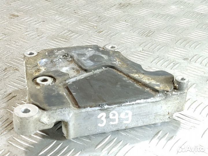 Кронштейн другой Range rover sport 2005-2012