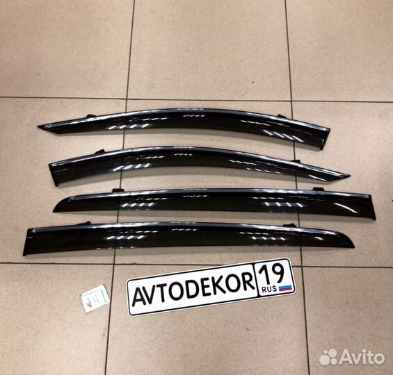 Ветровики (хром+крепеж) Kia Sportage 4 2016-2022г