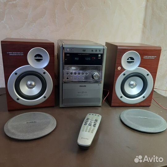 Музыкальные центр Philips MCD515