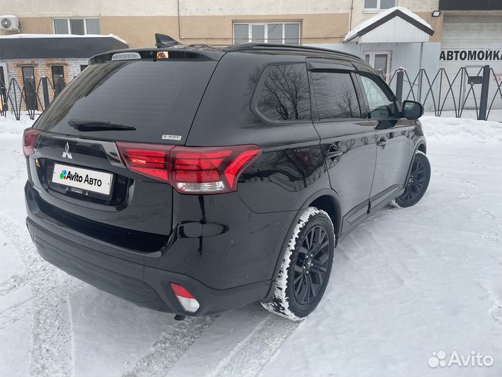 Mitsubishi Outlander 2.0 CVT, 2020, 31 000 км