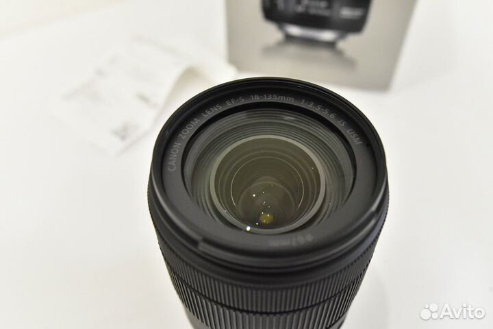 Canon 18-135mm f/3.5-5.6 IS USM