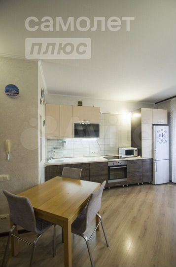 3-к. квартира, 65 м², 8/11 эт.