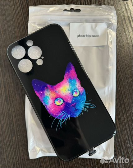 Светящийся чехол на iPhone 14 pro max