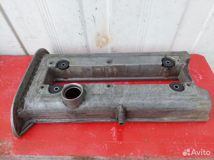 Клапанная крышка Ford Fiesta MK4 1.25