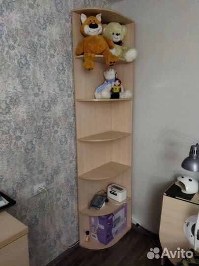 Продам угловой стеллаж