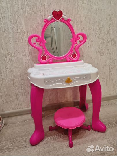 Детский туалетный столик для девочки