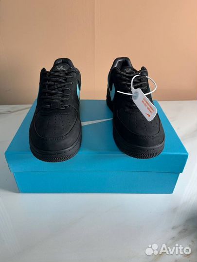 Кроссовки Nike Air Force 1 x Tiffany&Co