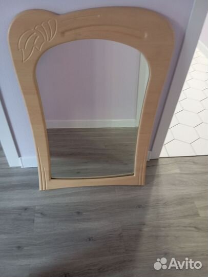 Зеркало настенное бу