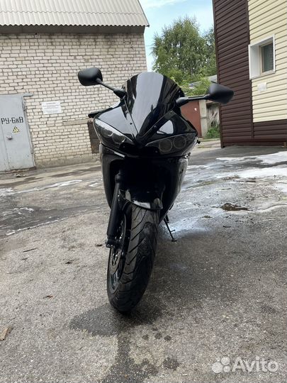 Yamaha r6s