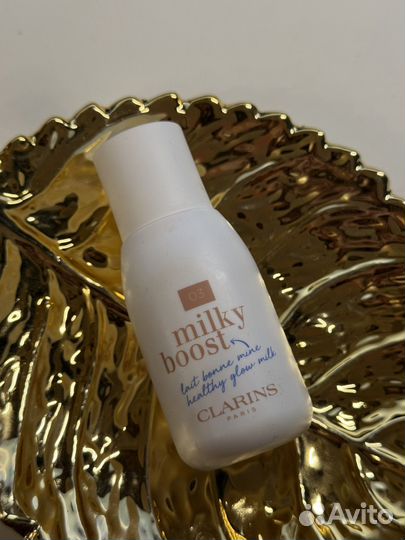 Clarins milky boost 03 оттеночный флюид