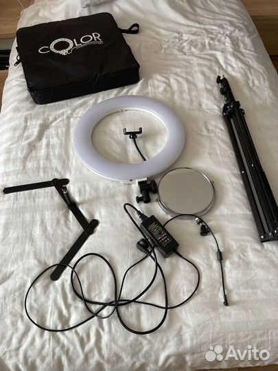 Кольцевая лампа со штативом