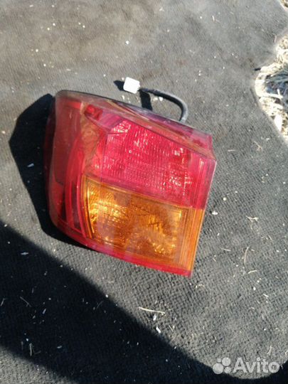 Стоп-сигнал задний левый Lexus Is250 GSE20 2006