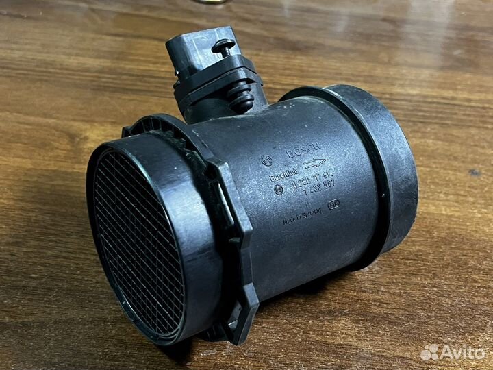 Расходомер воздуха M62B44 BMW