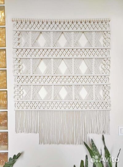 Дизайнерское панно в технике макраме