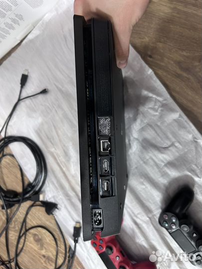 Sony PS4 Slim