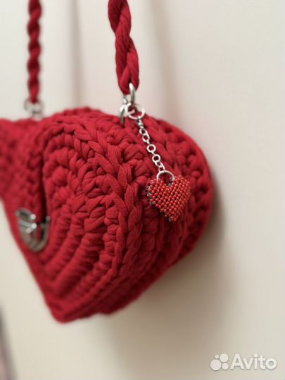 Сумка-сердце вязаная