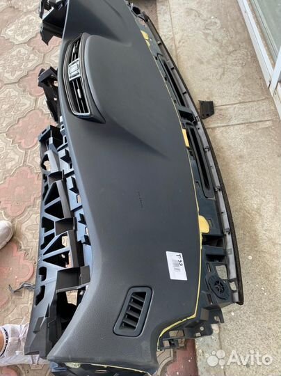 Торпедо с подушкой Nissan X-trail T32