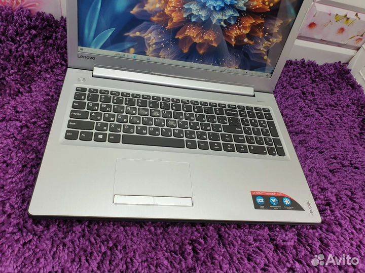 Lenovo i5 7 поколения full HD GeForce 920mx