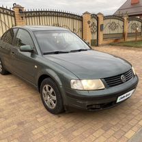 Volkswagen Passat 1.8 AT, 2000, 388 000 км, с пробегом, цена 300 000 руб.