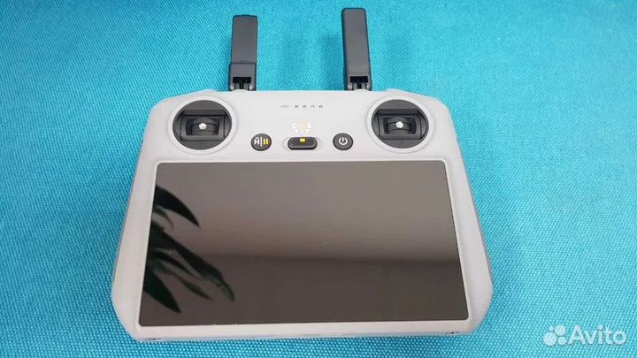 Квадрокоптер DJI Mini 4 Pro fly more combo