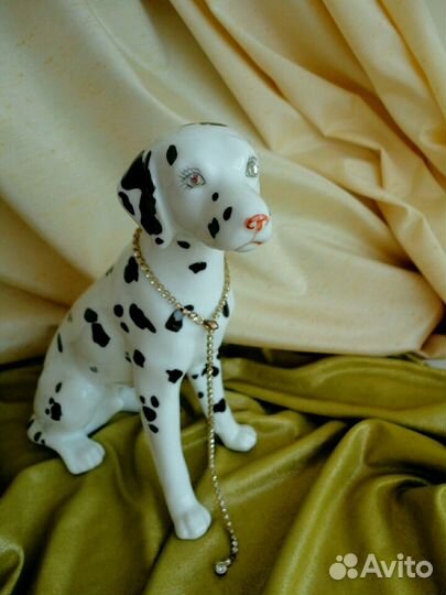 Статуэтка фарфоровая 