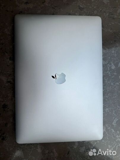 Apple MacBook Pro 15 2019 retina