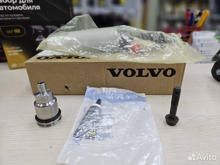 Топливная форсунка Volvo 85020084