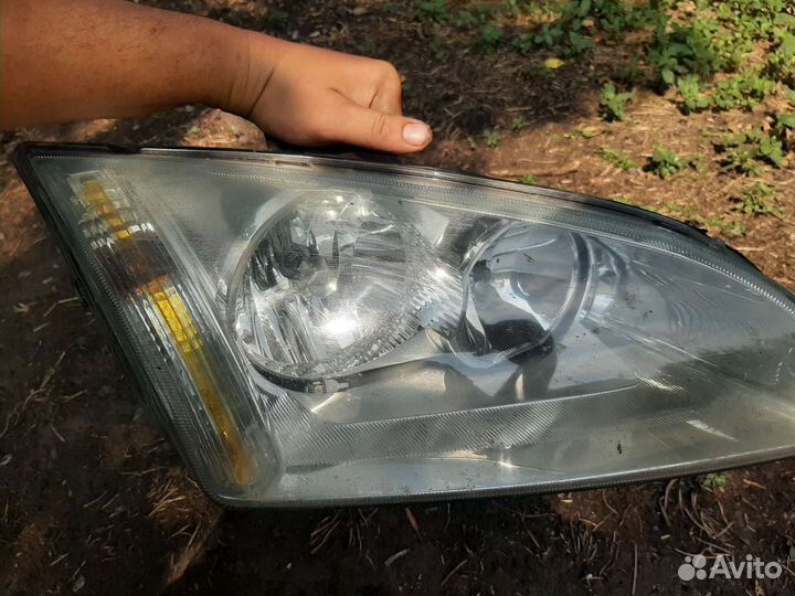 Фара ford focus 2 правая
