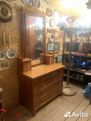 Старинные Трюмо Зеркала Трельяж Дамские столики