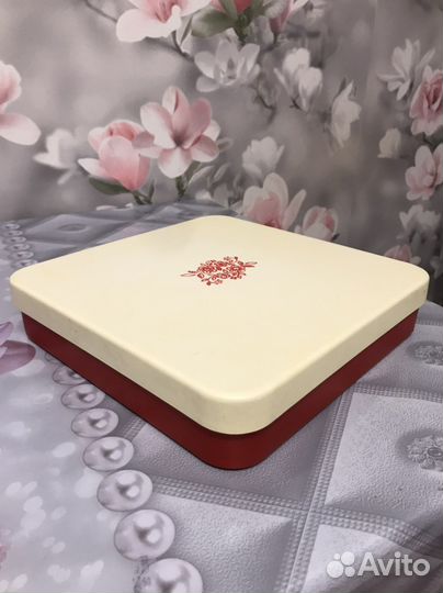 Шкатулка большая