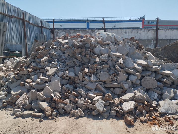 Отдам бой бесплатно (бетон, кирпич, и т.д.)