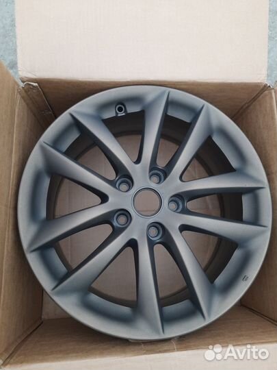 Nissan оригиналы R17 5x114,3 бронза супермат