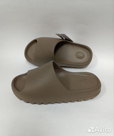 Шлёпки Adidas Yeezy Slide