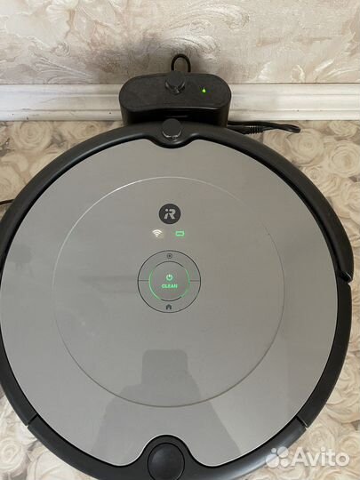 Робот пылесос irobot roomba 698
