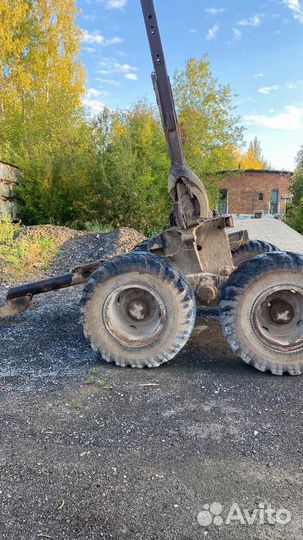 Прицеп лесовозный