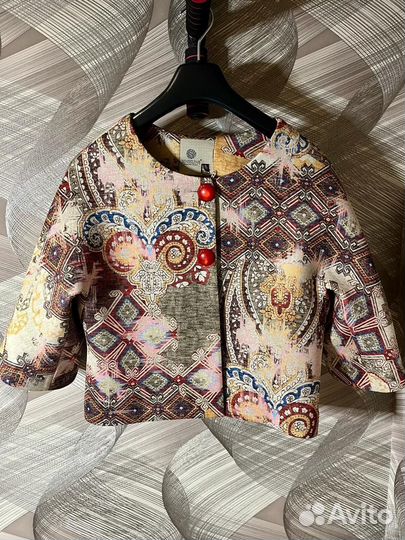 Пиджак женский