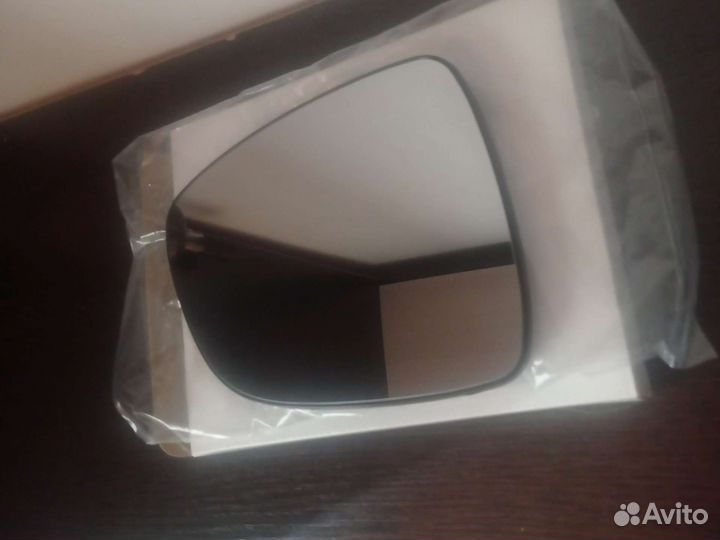 Вставка зеркала Suzuki sx4