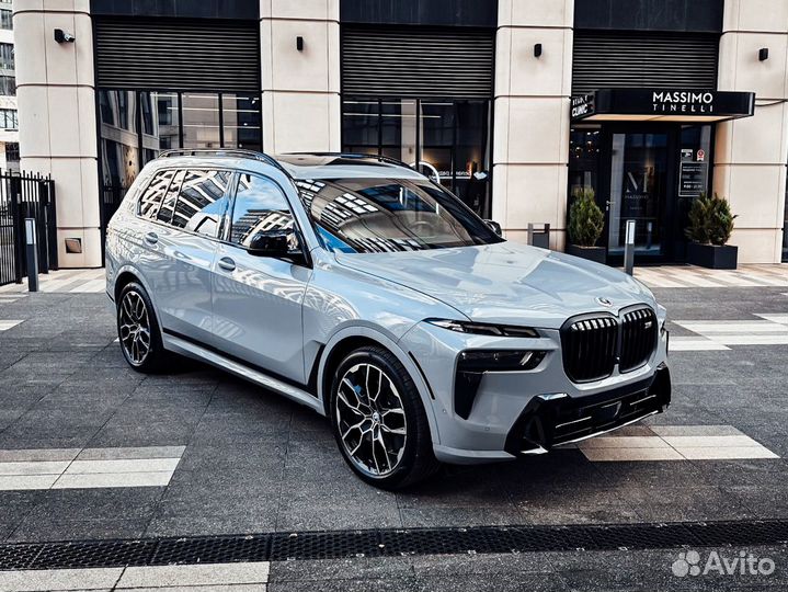 BMW X7 4.4 AT, 2022, 9 798 км