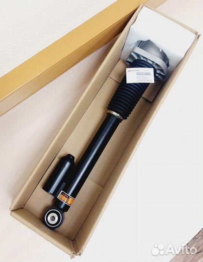 Амортизатор Рэндж Ровер Sport L494 CVD new