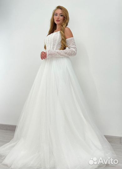 Блестящее свадебное платье Шеди. 42 р-р. Новое