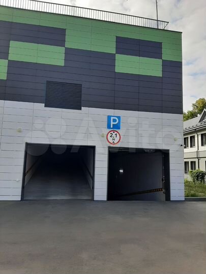 Машиноместо, 13 м²