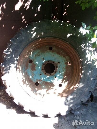 Диск задний бу мтз 80, 82, резина 15.5-38 бу