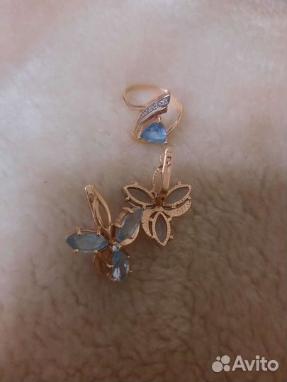 Серьги и кольцо топаз