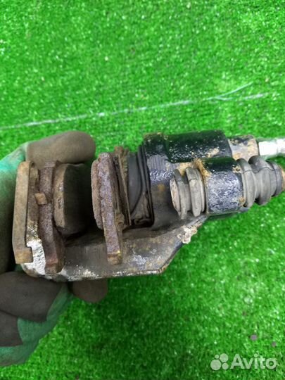 Суппорт тормозной задний правый Mercedes-Benz