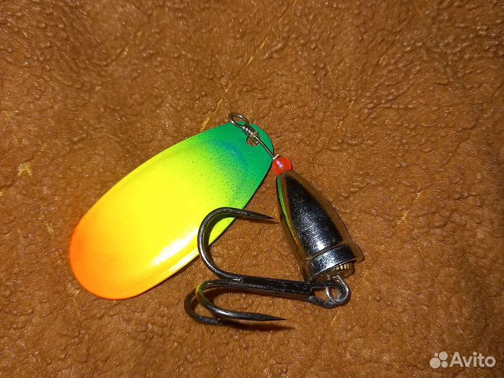 Блесна вертушка