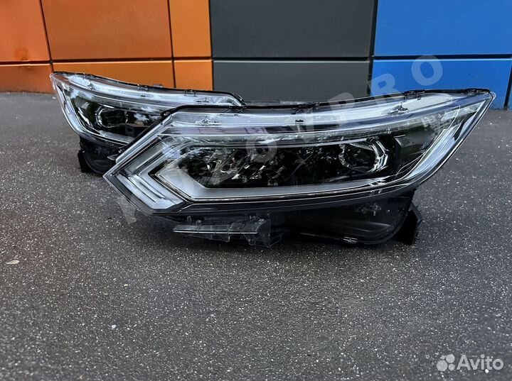 Фара левая и правая Nissan Qashqai 2 j11 LED